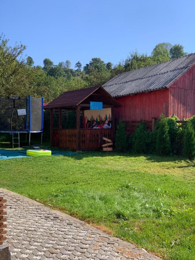 Pensiunea Simi Majszin Kültér fotó